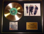 MCFLY/CD GOLD DISC/SIGNED PHOTO/FRAMED/COA